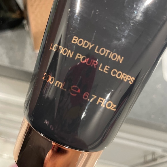 Kim Kardashian True Reflection Perfume & Body Lotion Bundle - Picture 7 of 7